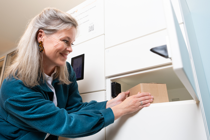 Pick-up & Parcel Lockers